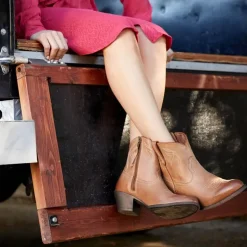 Ariat Darlin' Western Boot