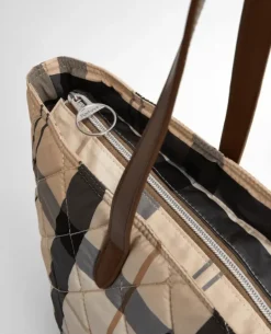 Barbour Women’s Wetherham Quilted Tartan Tote Bag SS25