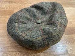 Lawrence & Foster DALBY Cap - RED/YELLOW stripe