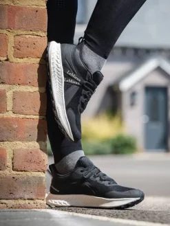 LeMieux Trax Waterproof Trainer