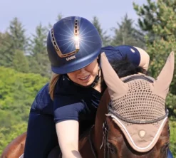 Uvex Suxxeed Chrome Riding Helmet